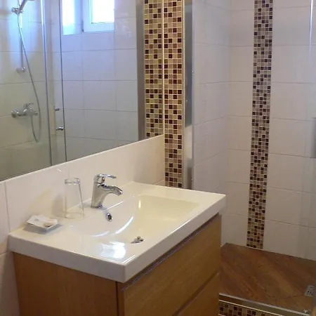 Speller ゲストハウス Vysoký Újezd